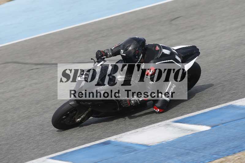 /Archiv-2024/01 26.-28.01.2024 Moto Center Thun Jerez/Gruppe schwarz-black/43